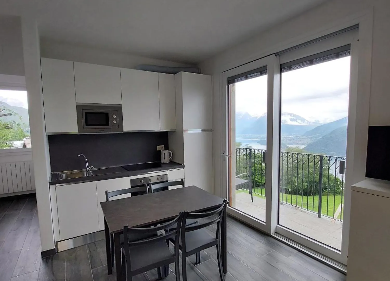 Agriturismo Piccolo Paradiso Pianello Del Lario 0*,