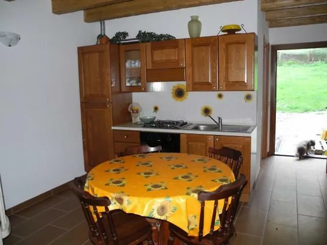 Apartment Agriturismo Piccolo Paradiso Pianello Del Lario Italy