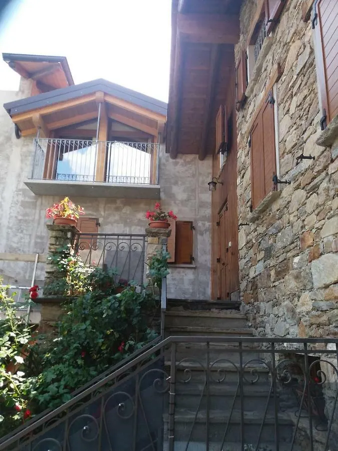 Agriturismo Piccolo Paradiso Pianello Del Lario Apartment